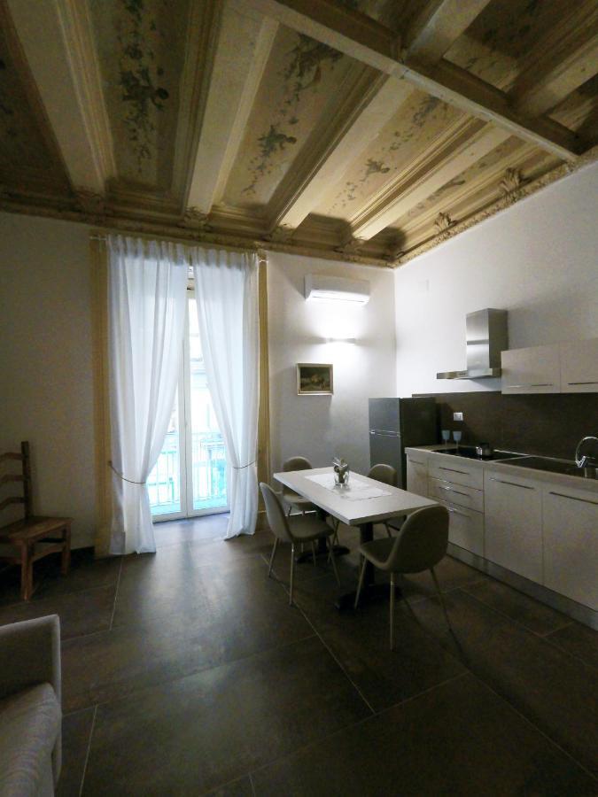 Questo Rinascimento Casa Newman Napoli Eksteriør billede